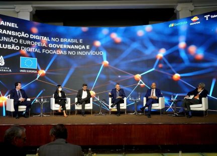 ponentes  Primera sesión: La transición digital en Brasil y la UE. Gobernanza e inclusión digital centrada en el individuo.